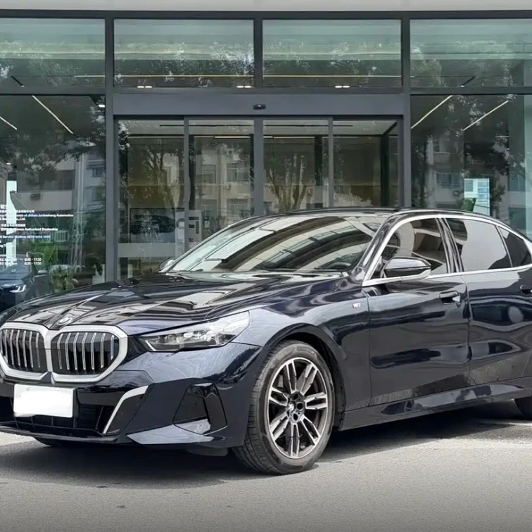 BMW 5 Series 525L M Sport - exterior