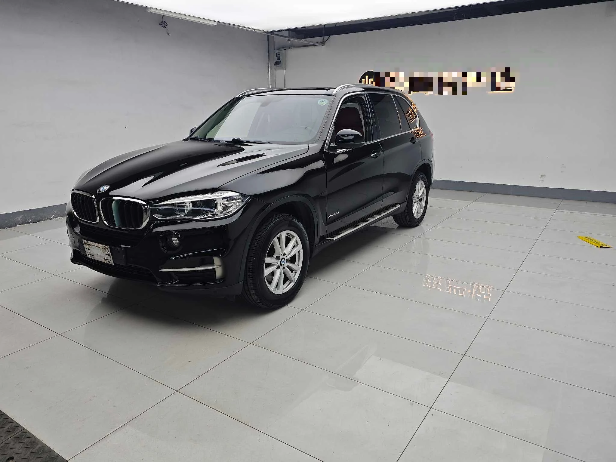 BMW X5 - exterior