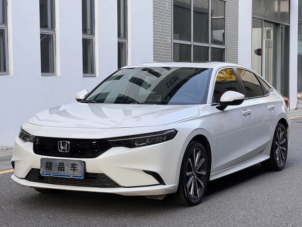Honda Integra 240TURBO CVT Smart Edition