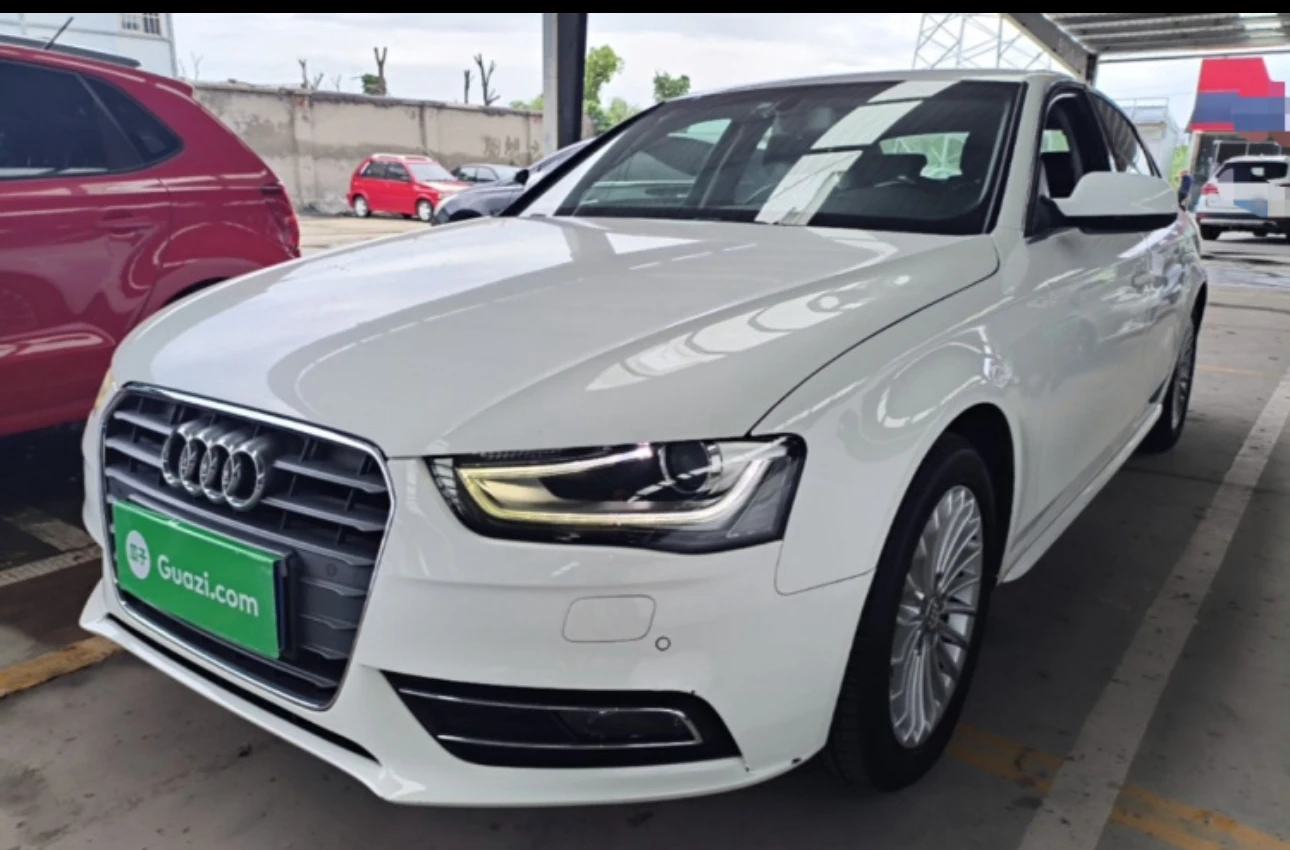 Audi A4L 35TFSI