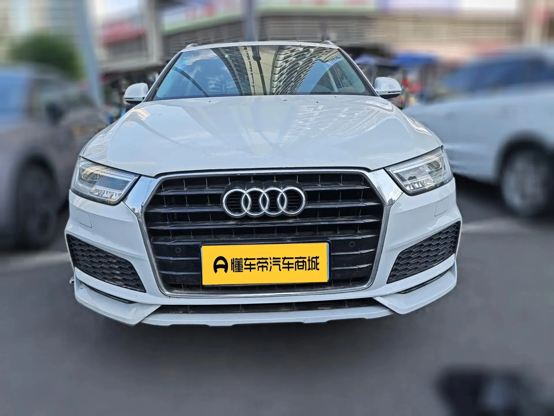 Audi Q3L 35 TFSI Sport Trim - exterior