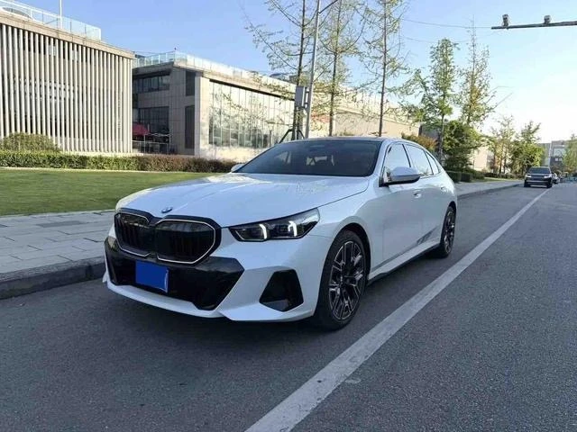 BMW 5 Series 530Li Leading Edition