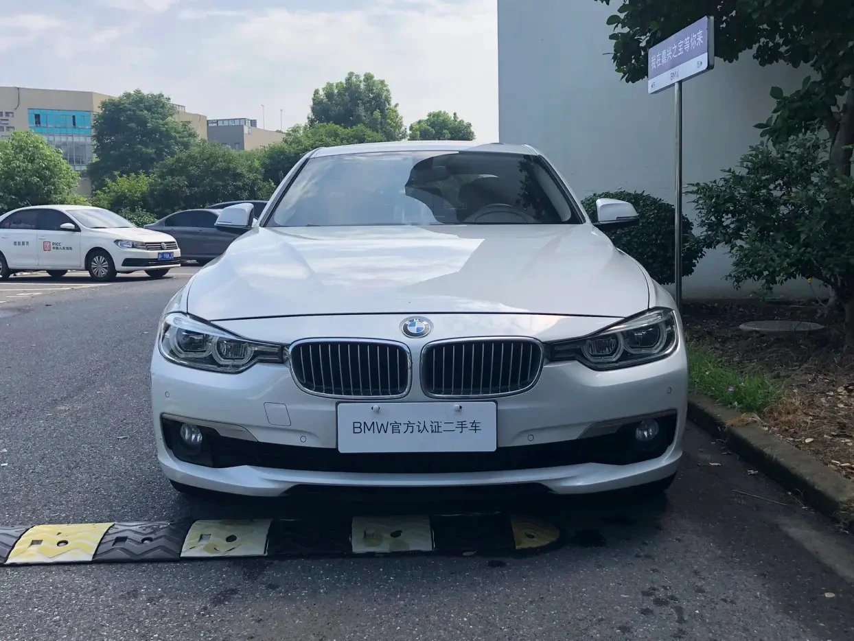 BMW 3 Series 320Li Fashion - exterior