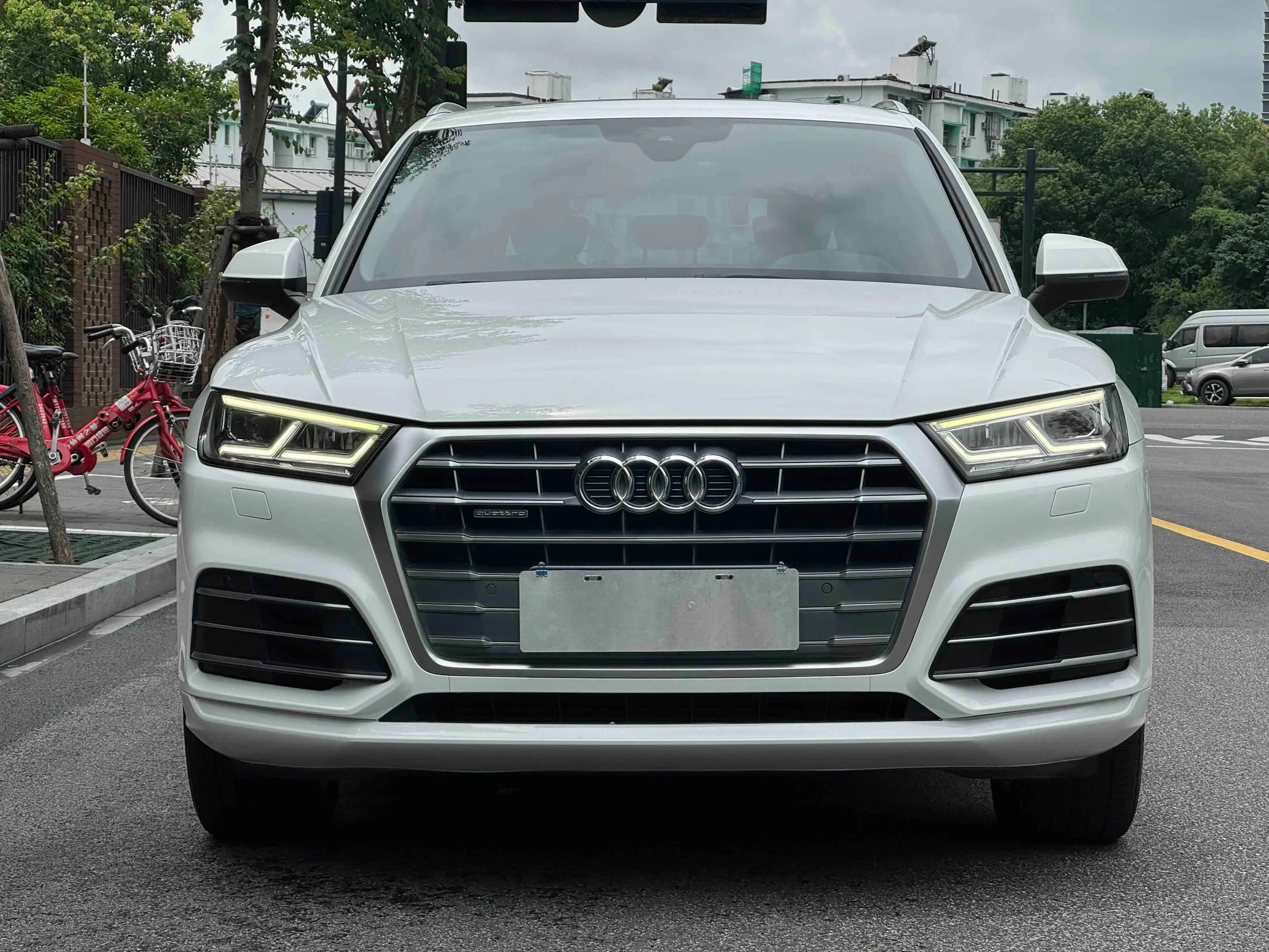 Audi Q5L 40 TFSI Premium Fashion - exterior