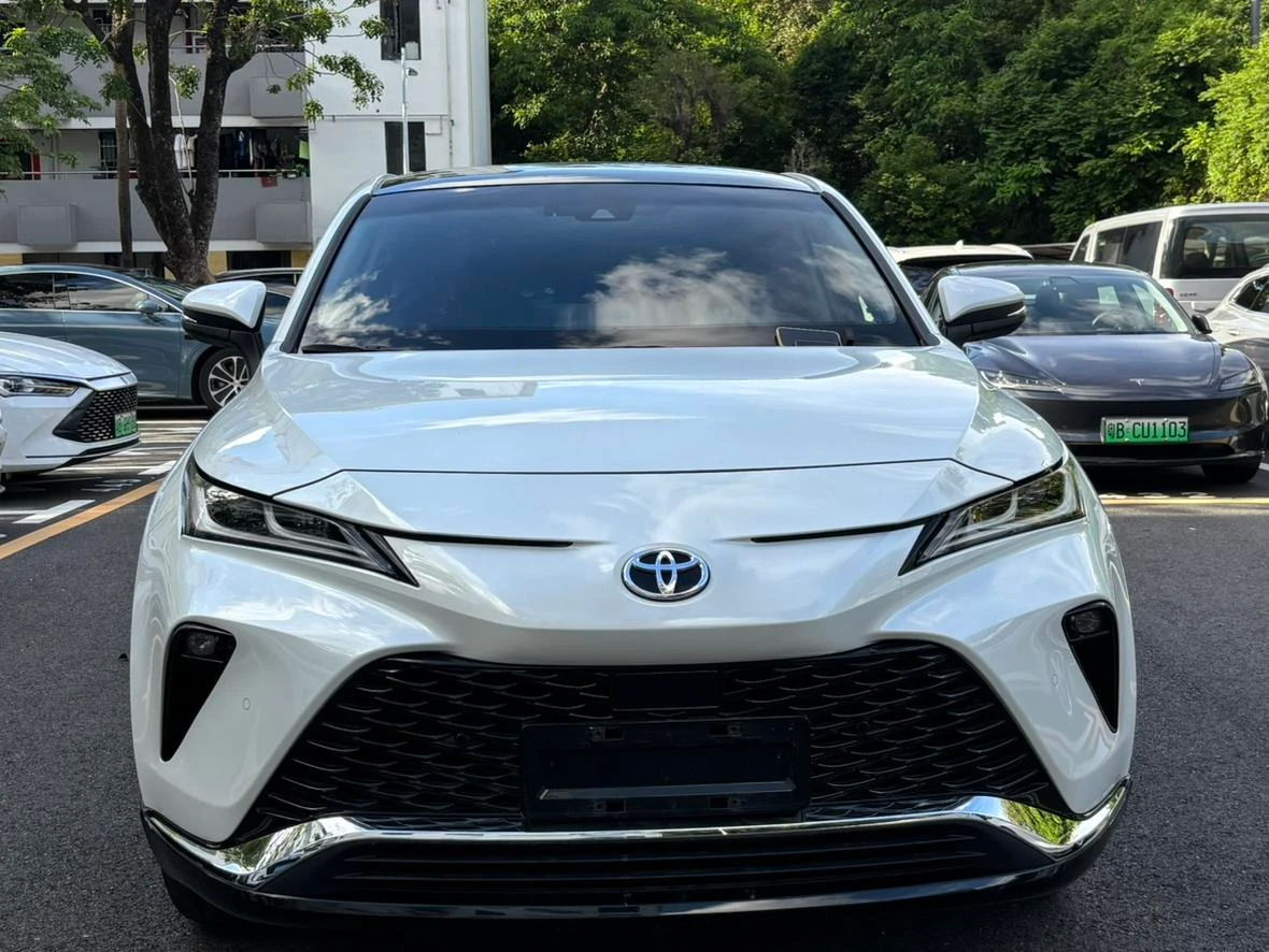 Toyota Venza 2.0L CVT Front-Wheel Drive Premium Edition - exterior