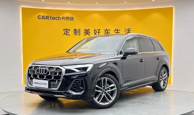 Audi Q7 55 TFSI Sport Trim