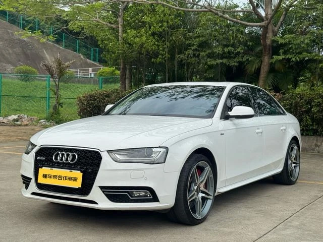Audi A4L 45 TFSI Sport