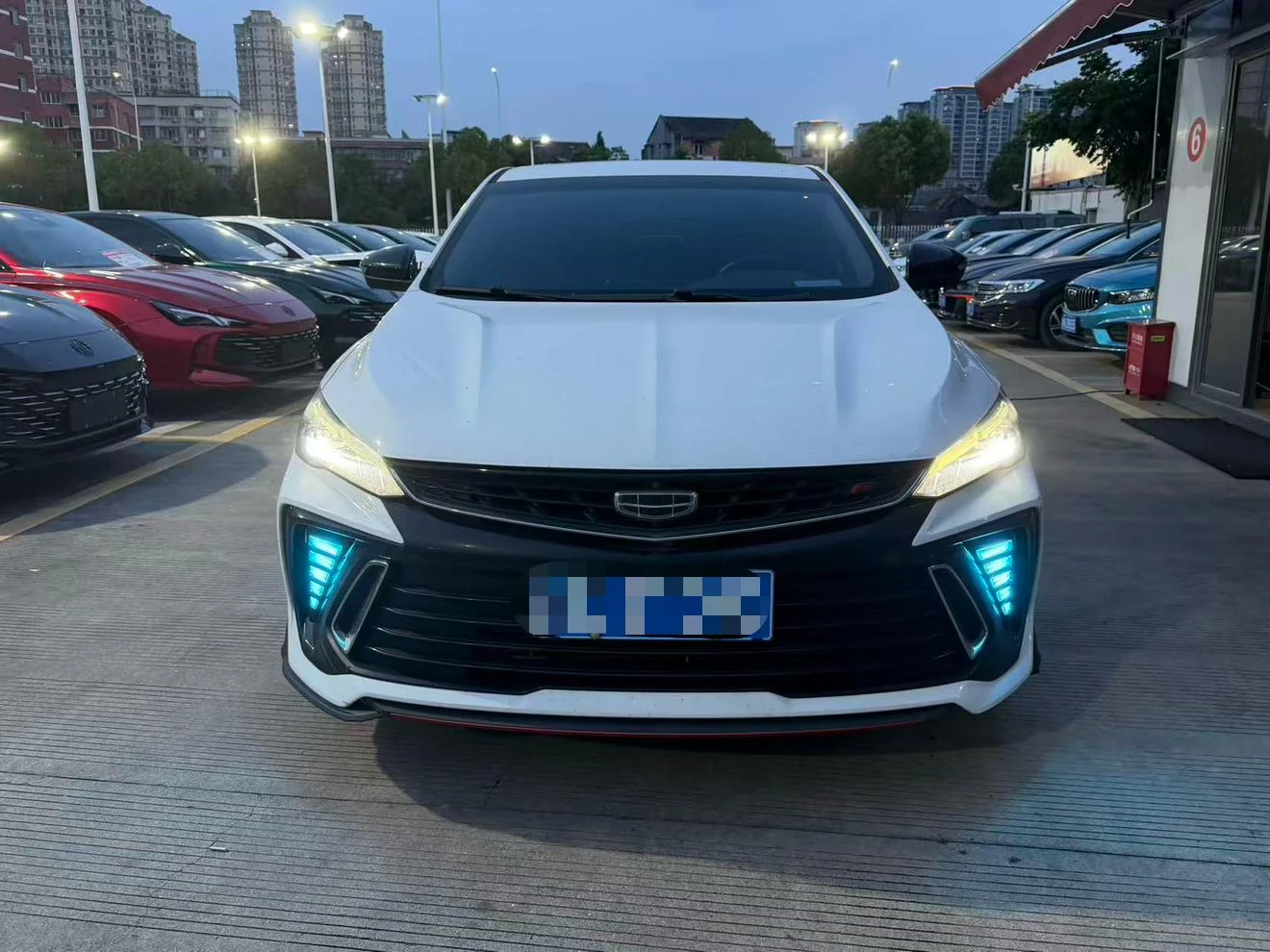 Geely Binrui COOL 1.5T DCT Dianche Edition - exterior
