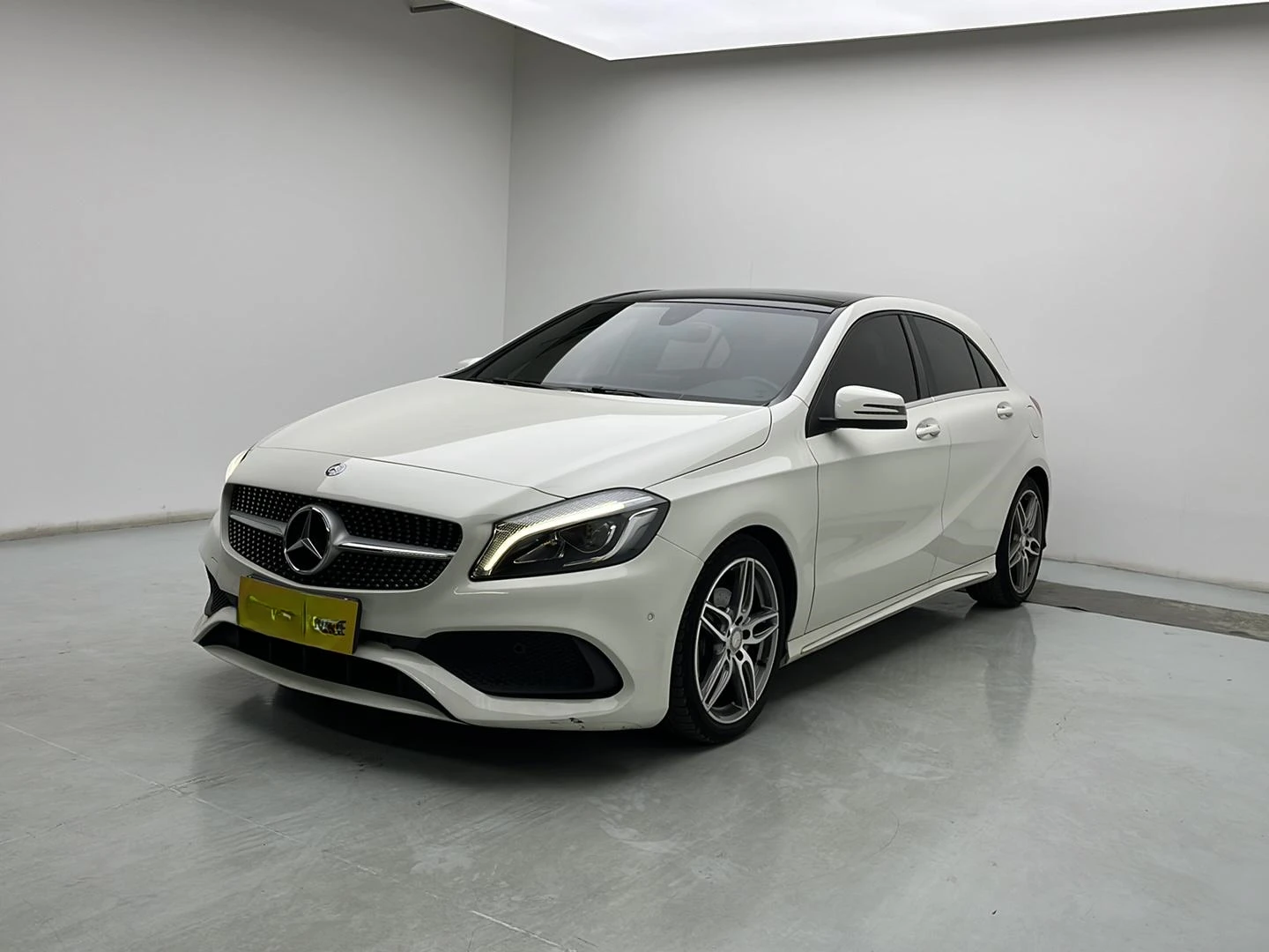 Mercedes-Benz A200 Sport Edition - exterior