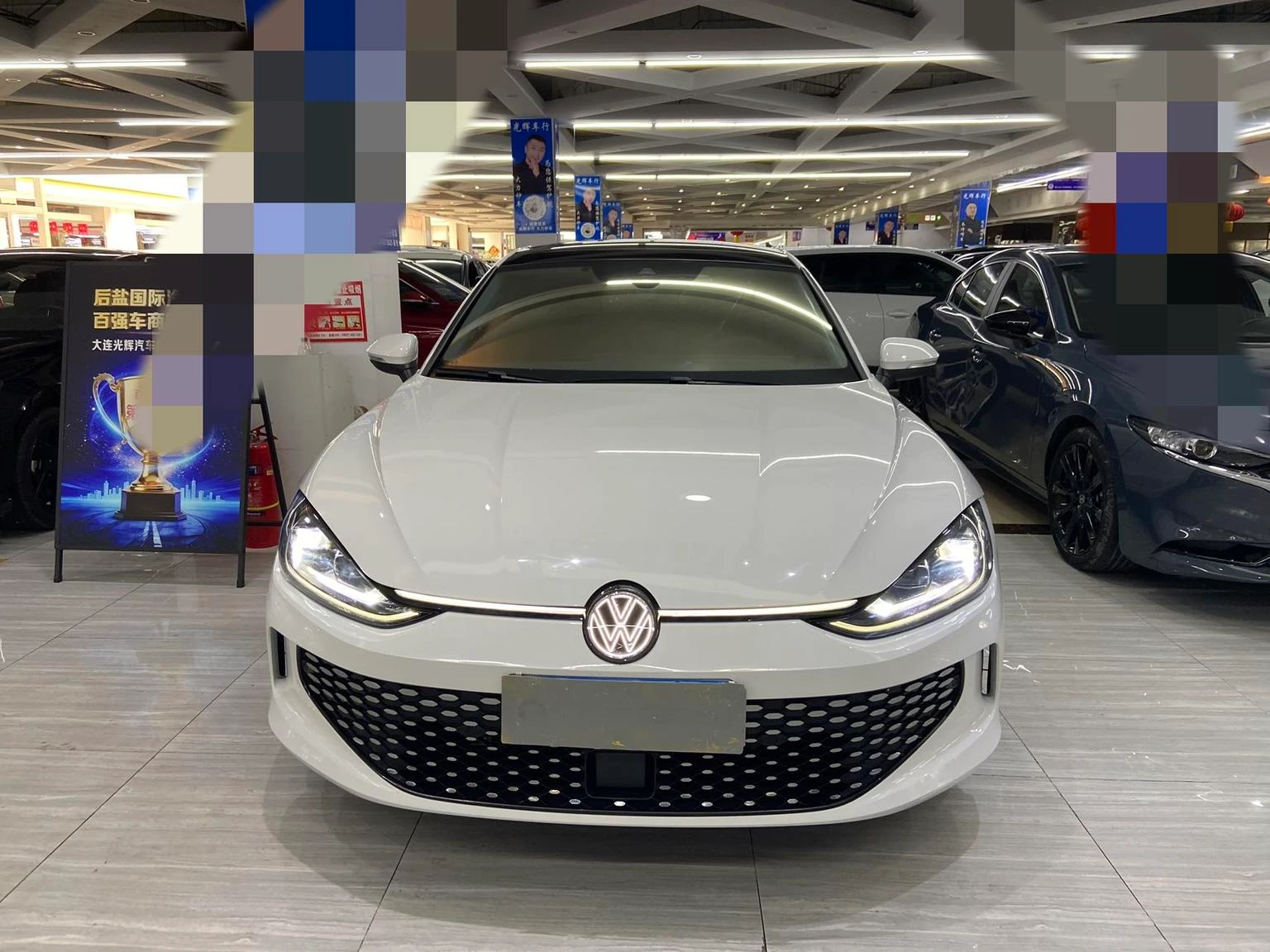 Volkswagen Lamando L 280TSI DSG Cool Spicy Edition - exterior
