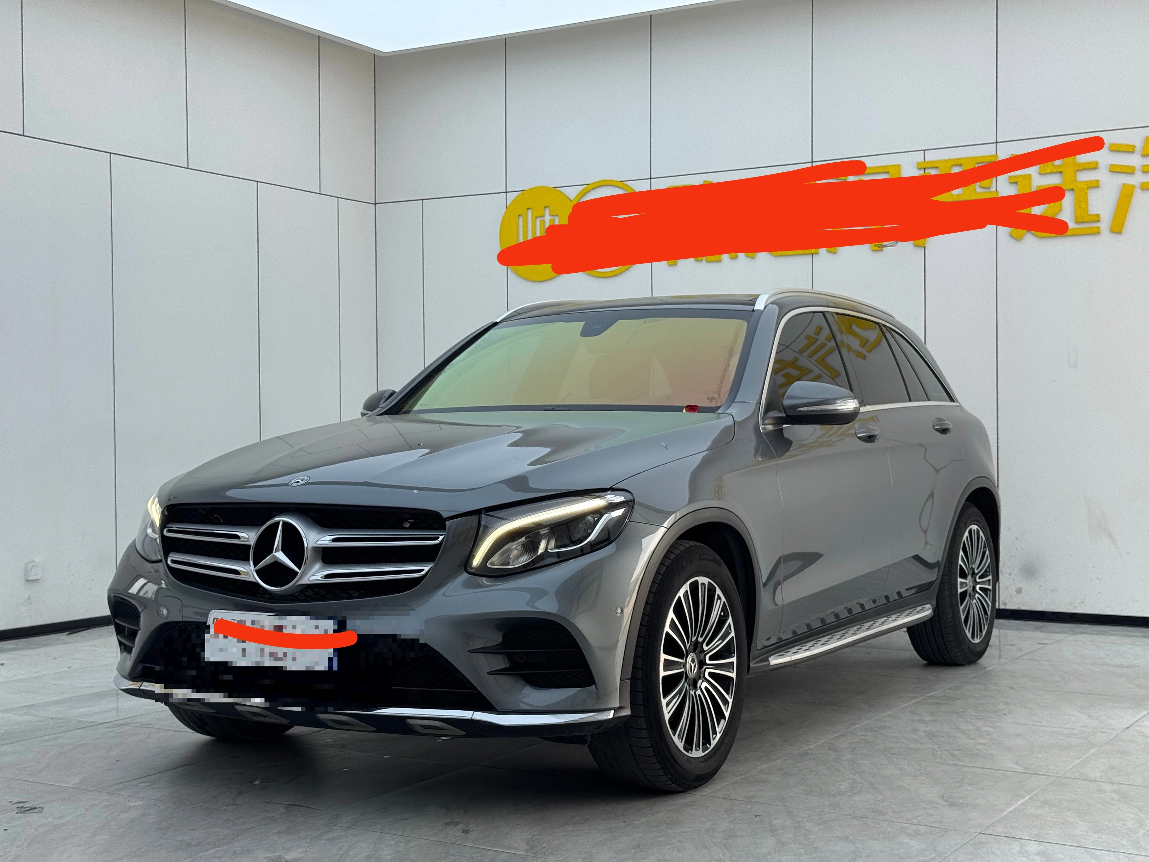 Mercedes-Benz GLC260 4MATIC - exterior