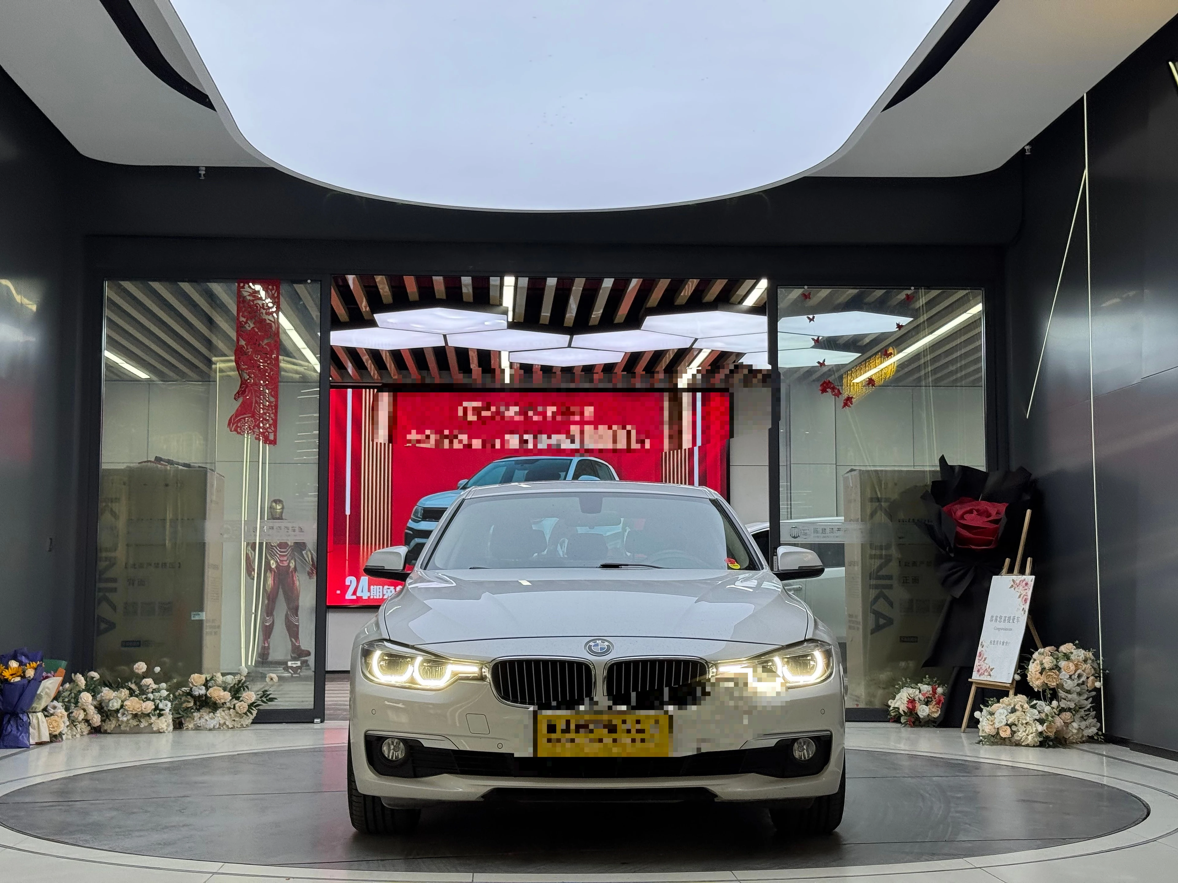 BMW 320i