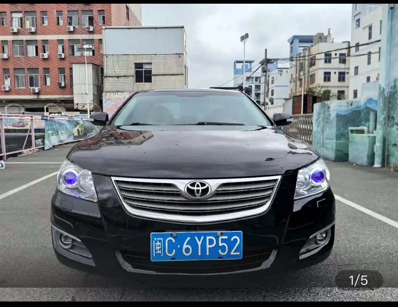 Toyota Camry 240G