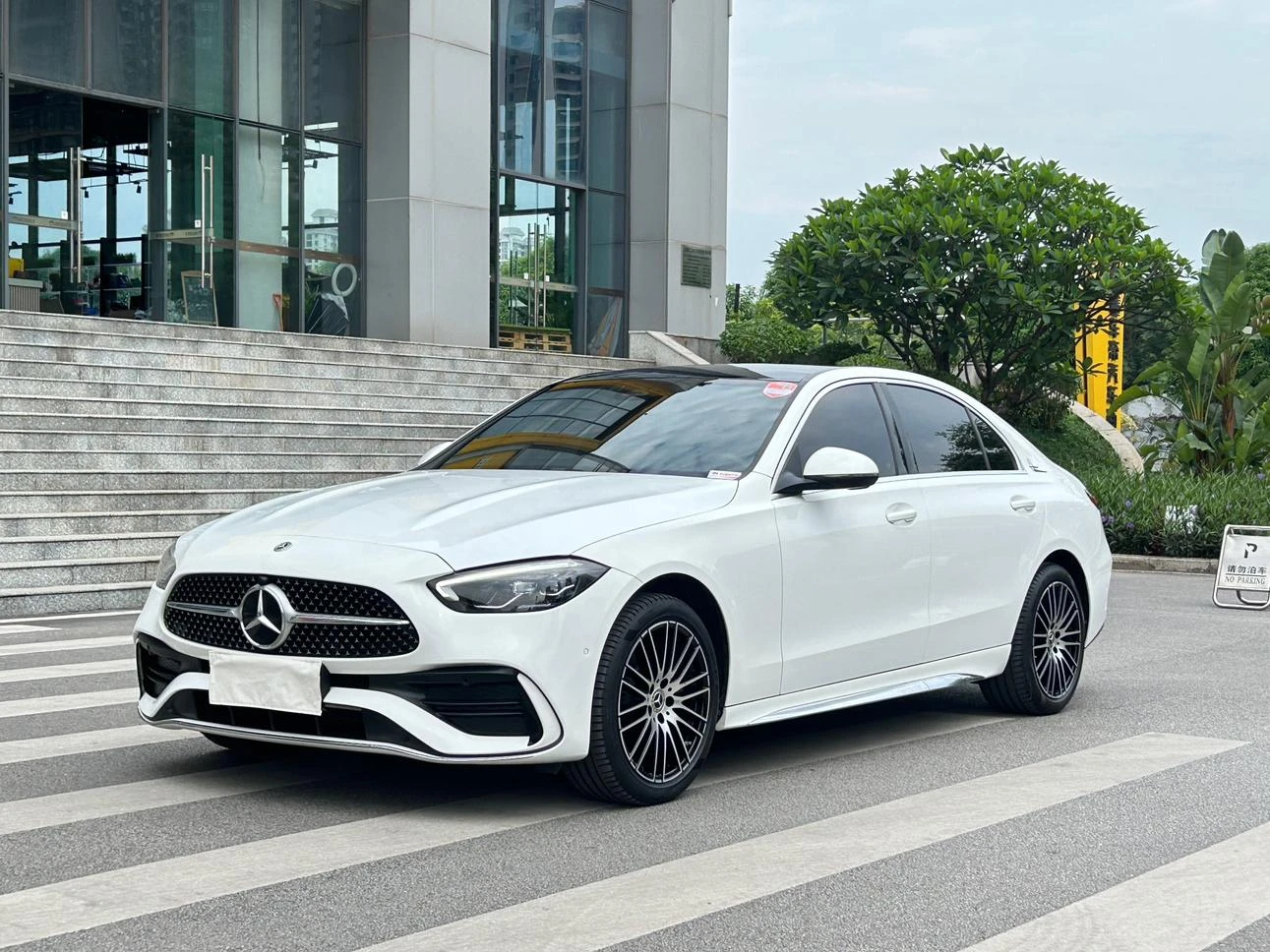 Mercedes-Benz C-Class  260 L Sport