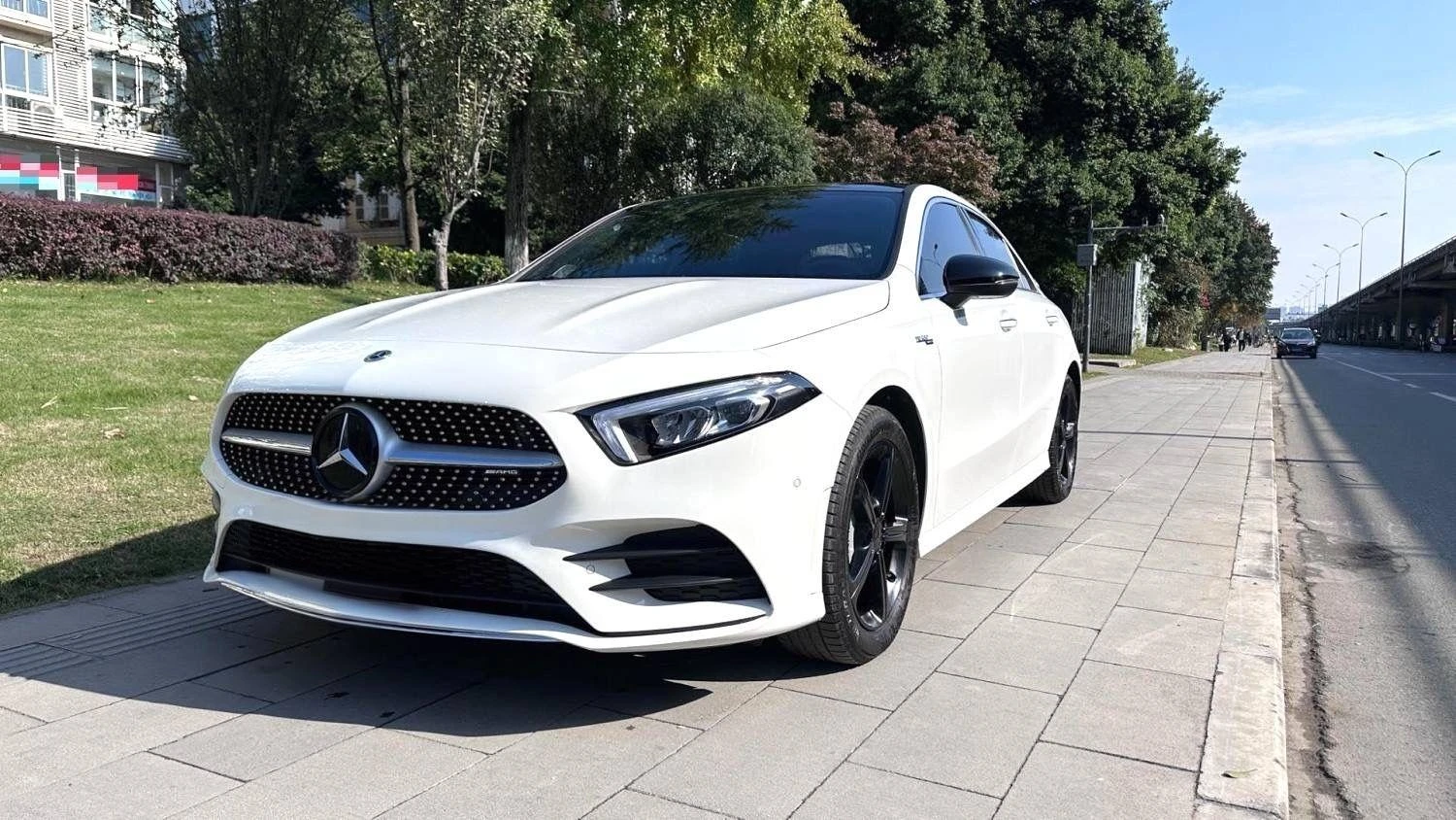 Mercedes-Benz A-Class  200 L Sport Sedan Stylish Edition