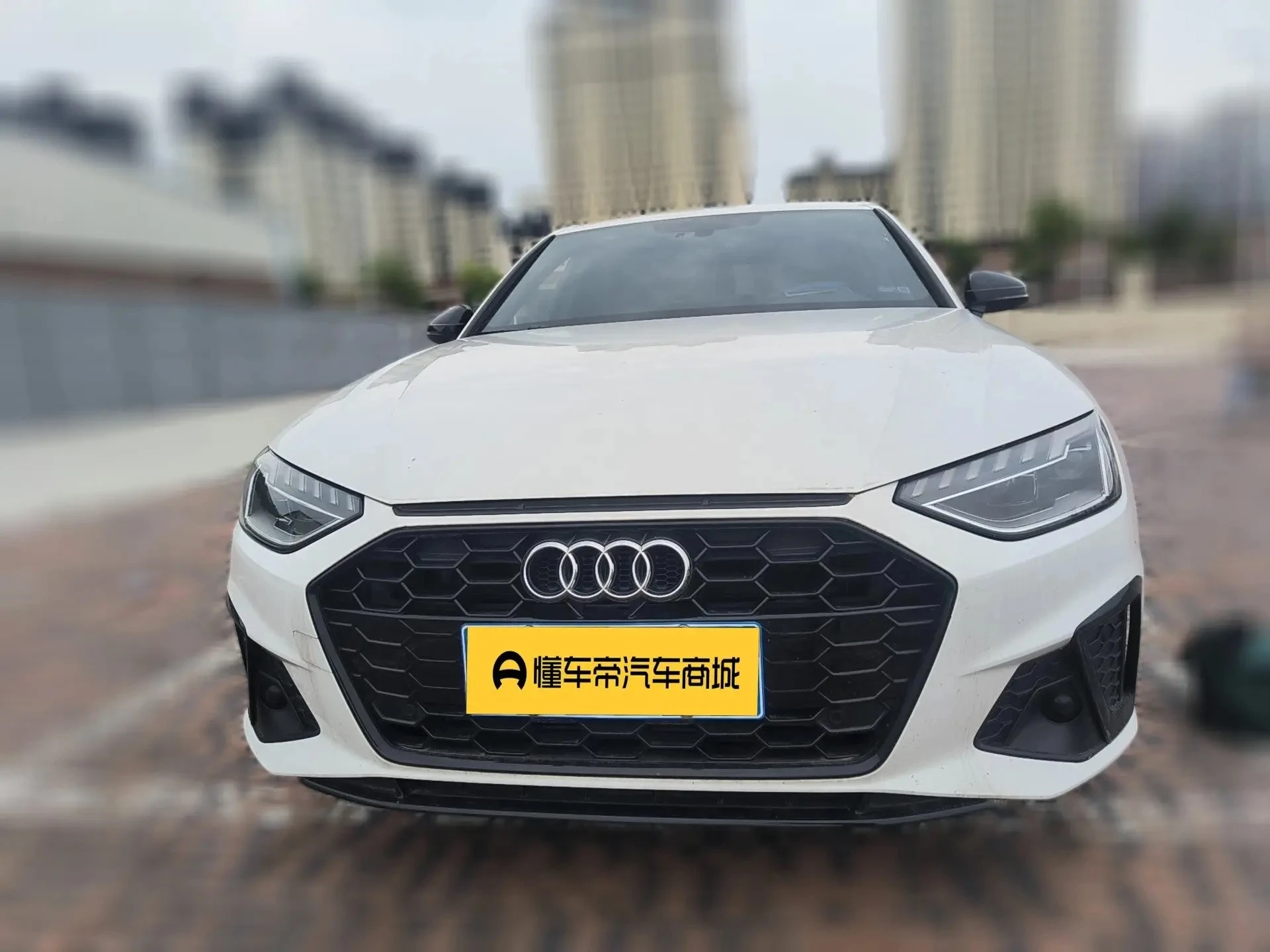 Audi A4L 40 TFSI Luxury Dynamic Model - exterior