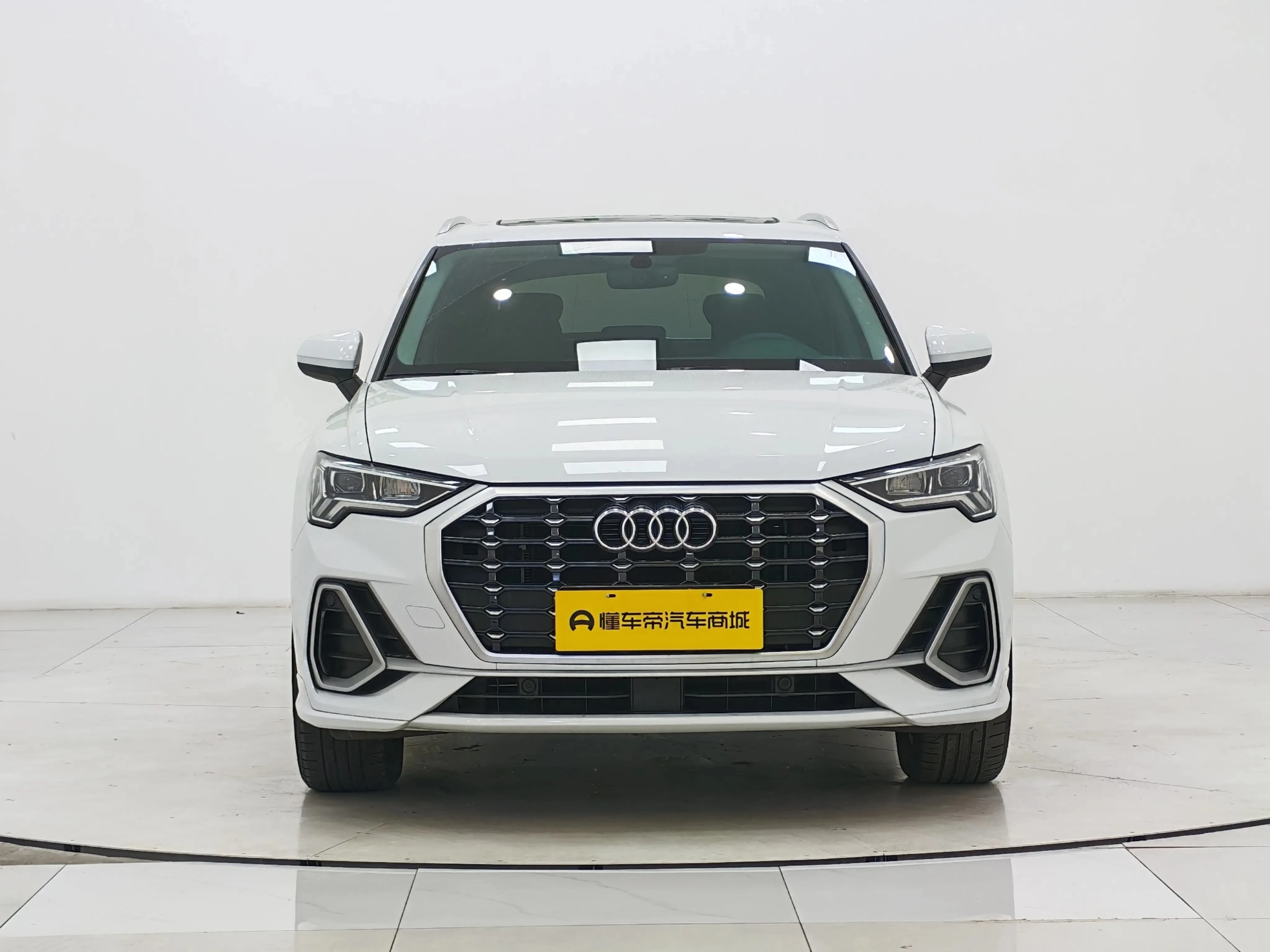 Audi Q3 35 TFSI Fashion Dynamic Trim - exterior