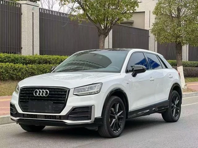 Audi Q2L 35TFSI Progressive Dynamic
