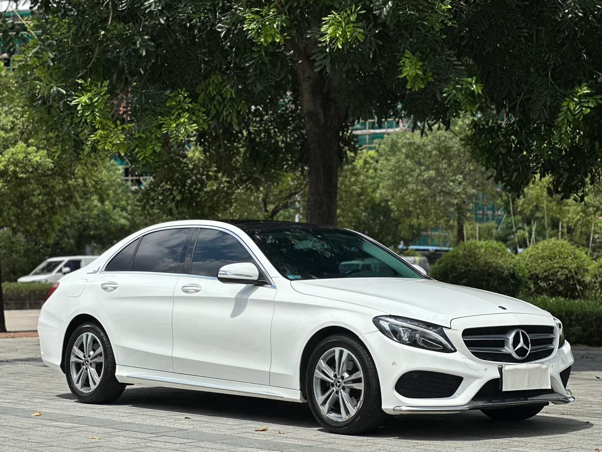 Mercedes-Benz  C 200 L Sport - exterior