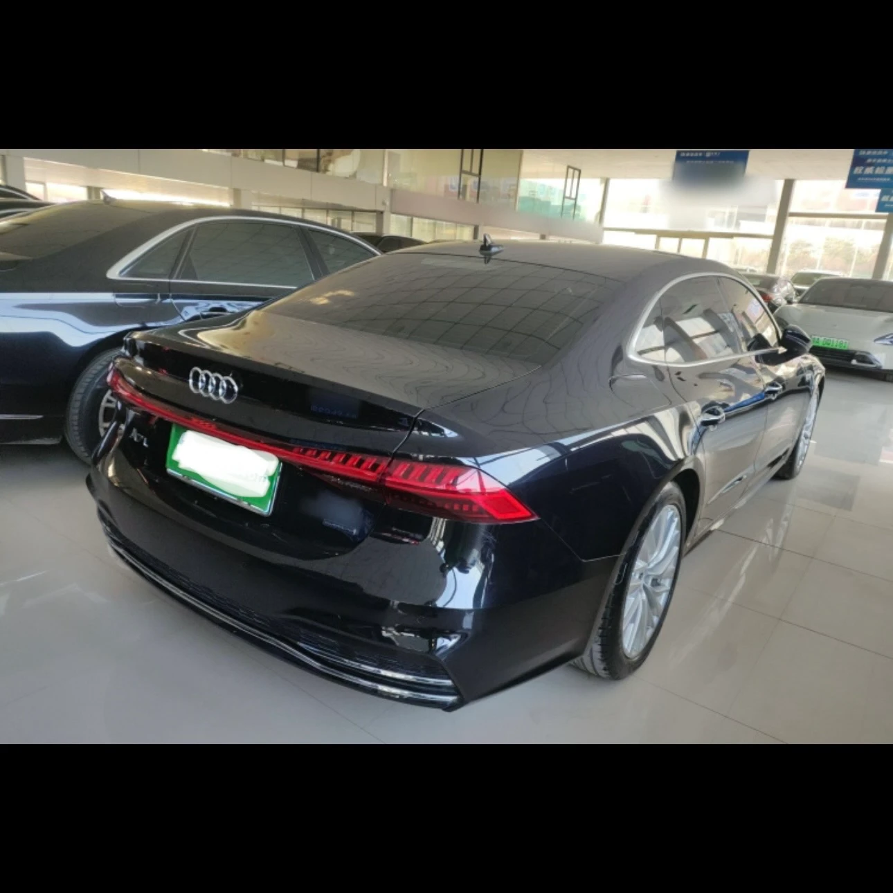 Audi A7L 45 TFSI - exterior
