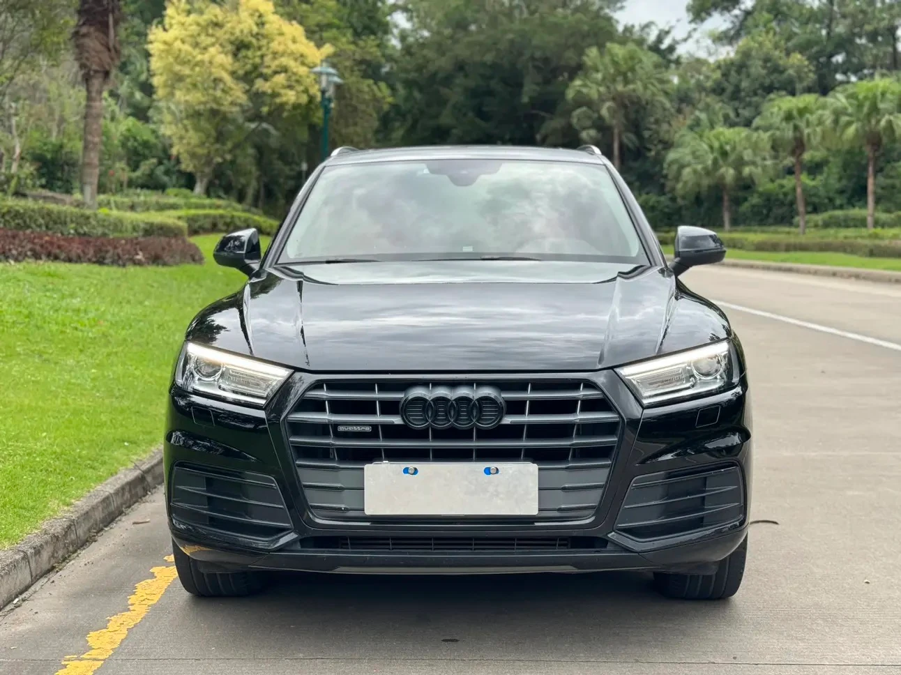 Audi Q5L 40TFSI - exterior