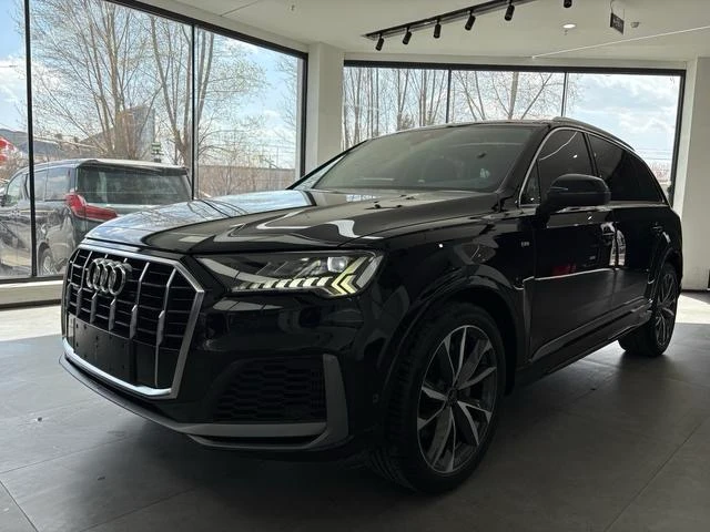 Audi Q7 55 TFSI Sport Trim