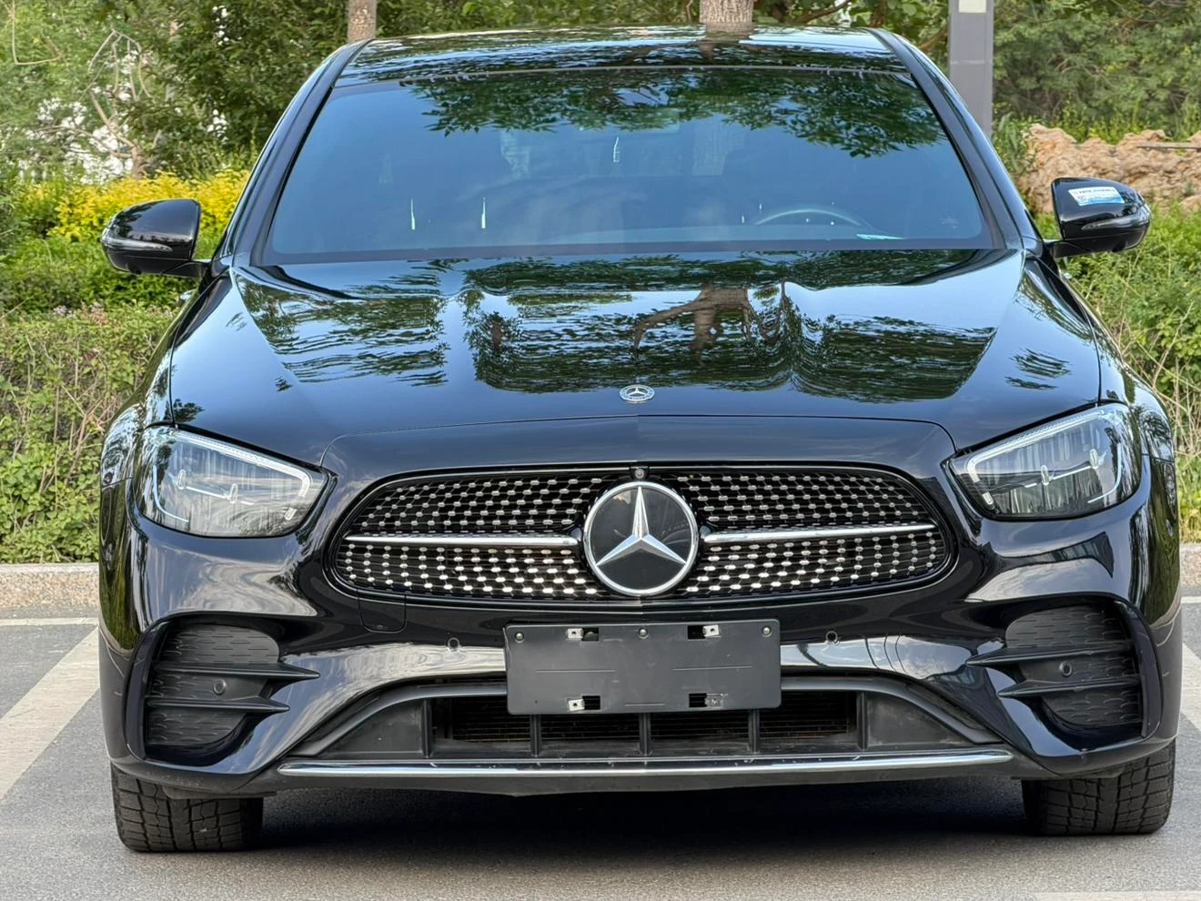 Mercedes-Benz E-Class  300 L Luxury Sport Sedan - exterior