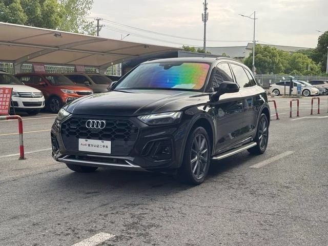 Audi Q5L 40TFSI Selection Dynamic Trim