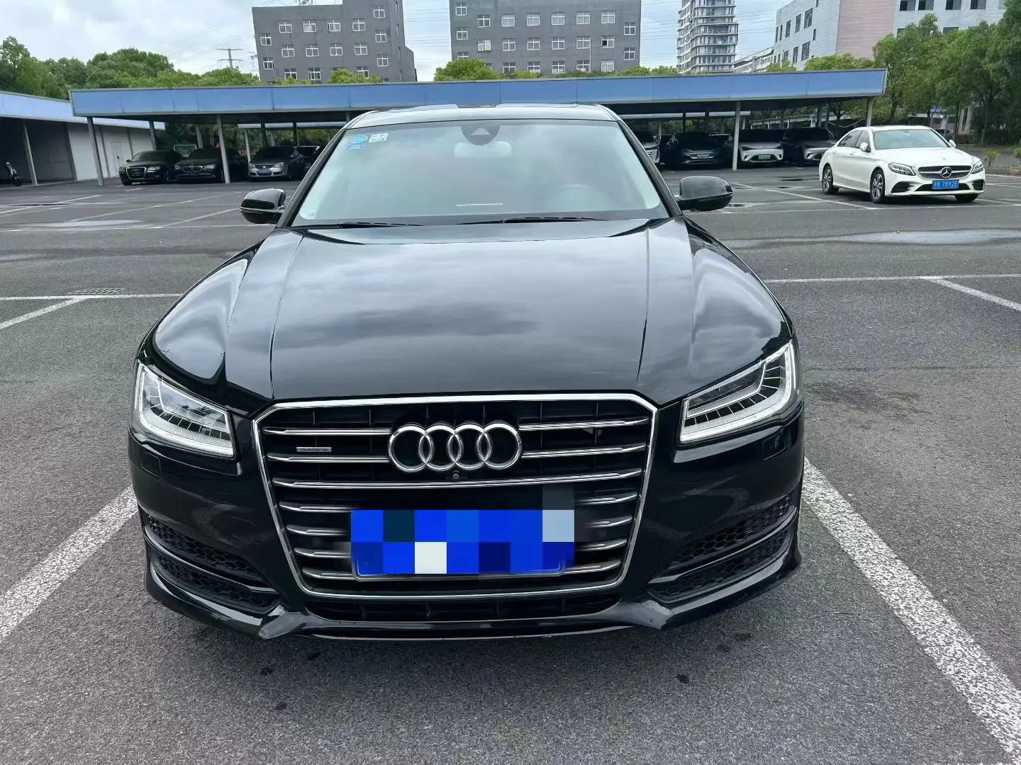 Audi A8L 46TFSI  - exterior
