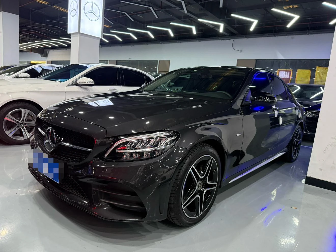 Mercedes-Benz C-Class C260 L Sport Edition - exterior