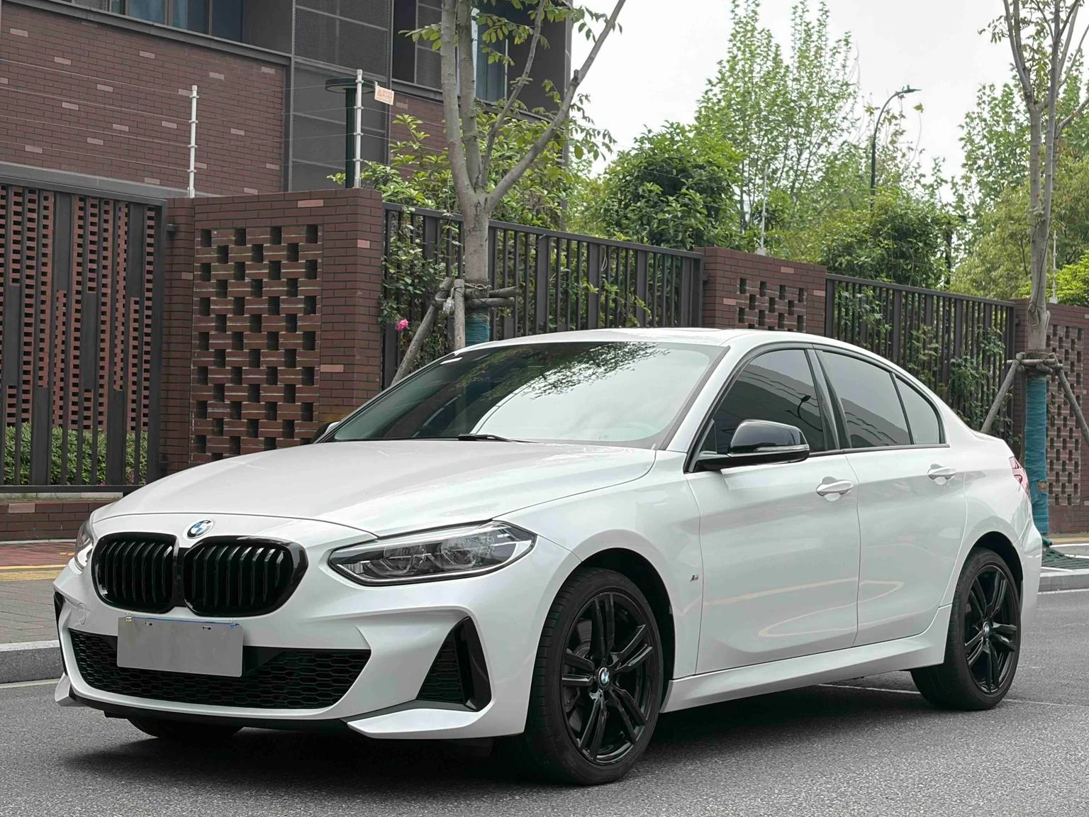 BMW 1 Series 125i M Sport Shadow Edition
