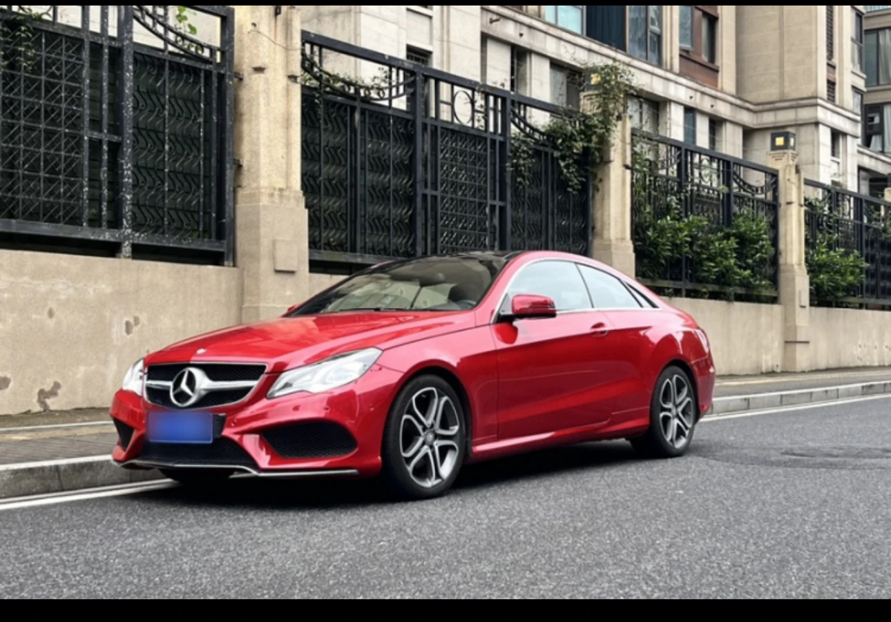Mercedes-Benz E200 Coupe