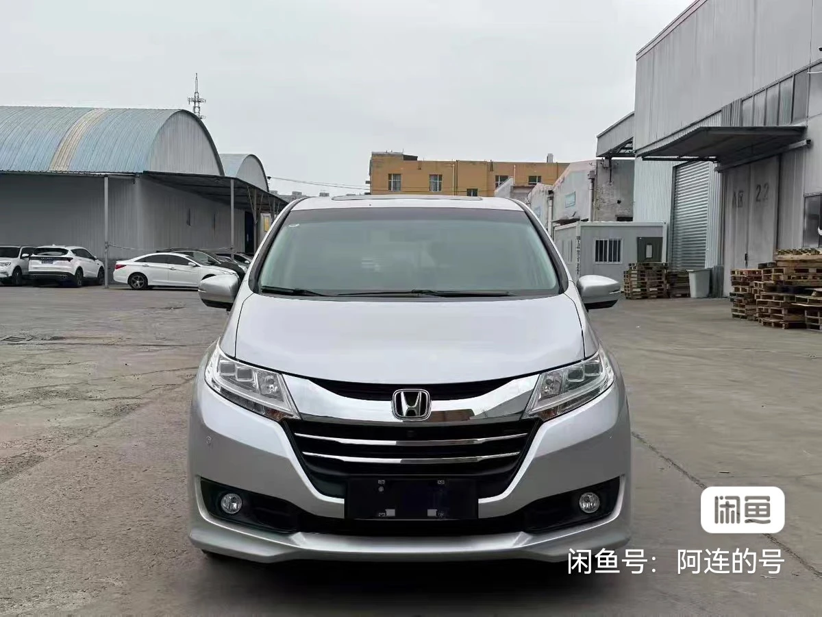Honda Odyssey Elite Edition - engine