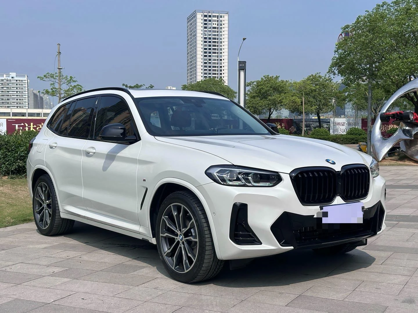 BMW X3 xDrive 30i  M Sport - exterior