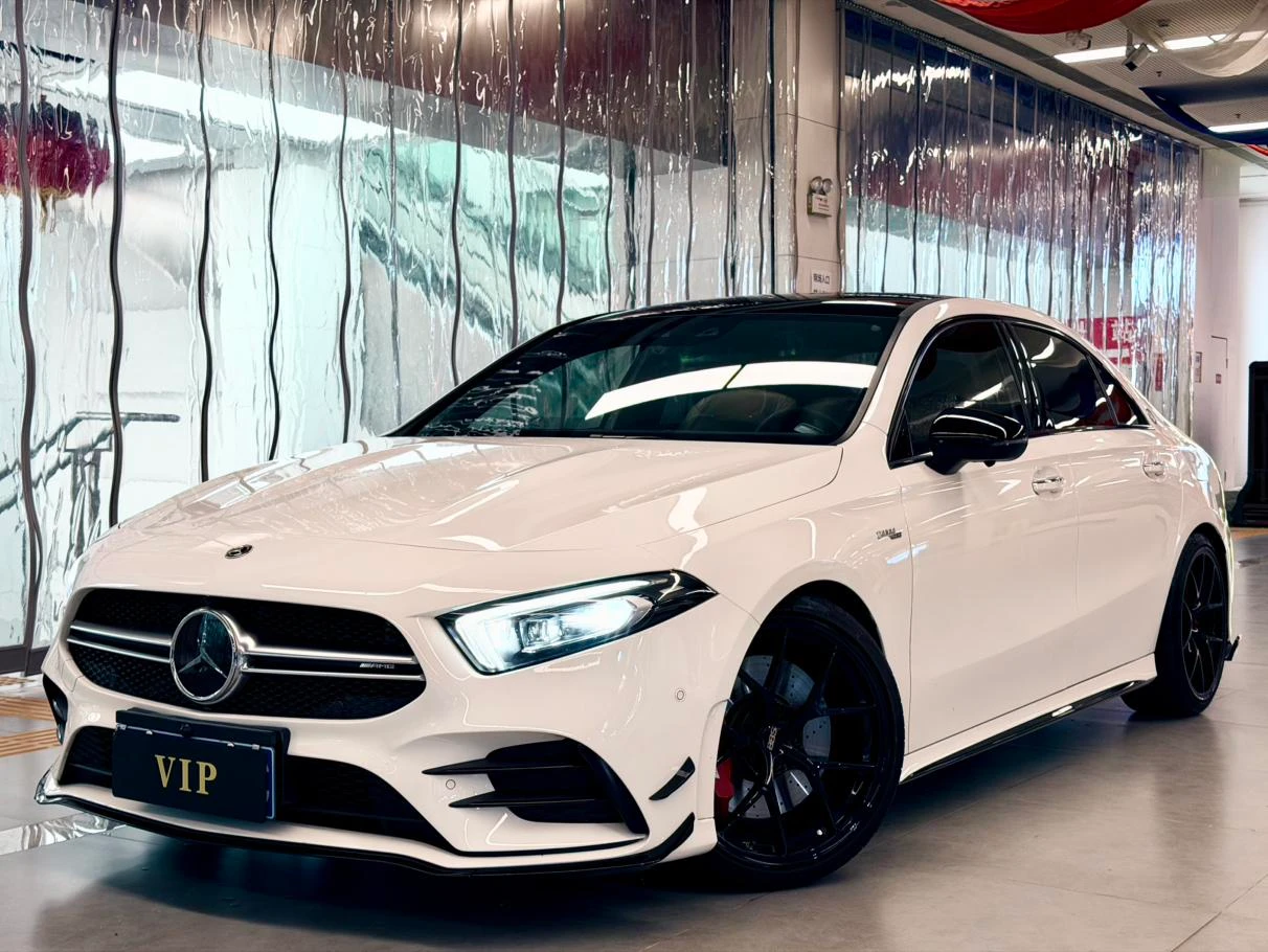 Mercedes-AMG A-Class 35 L 4MATIC - exterior