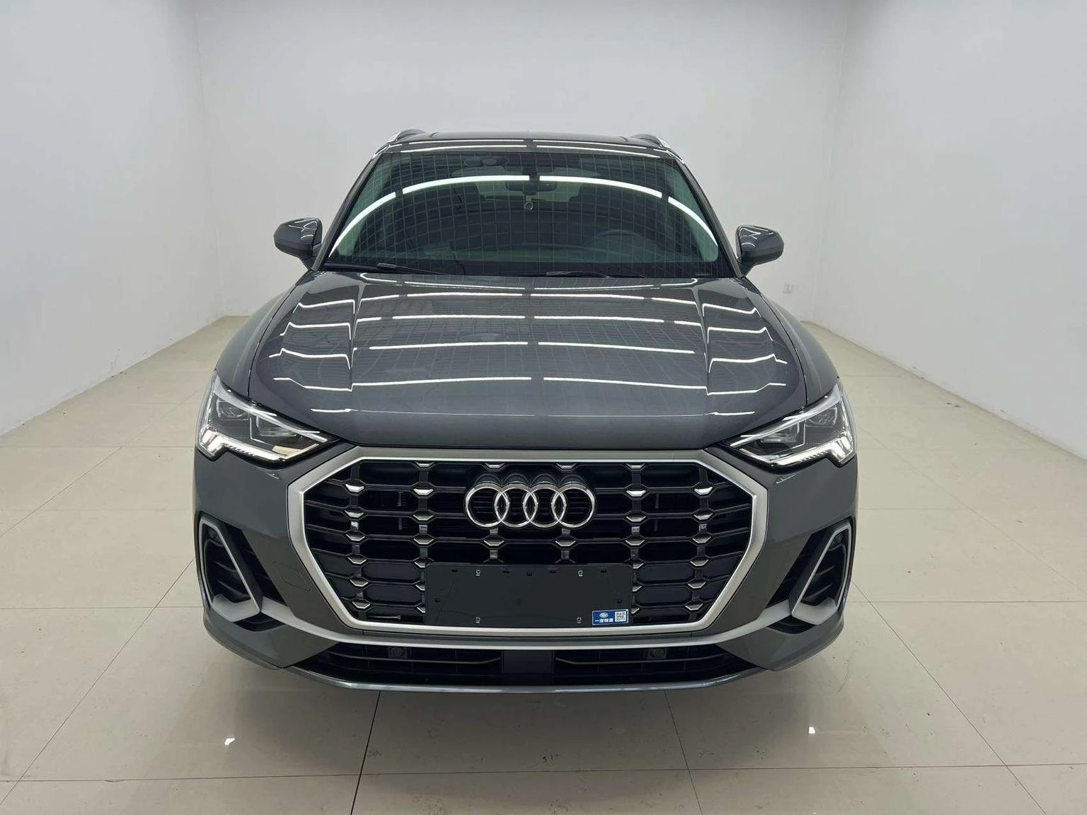 Audi Q3 35 TFSI Progressive Dynamic - exterior