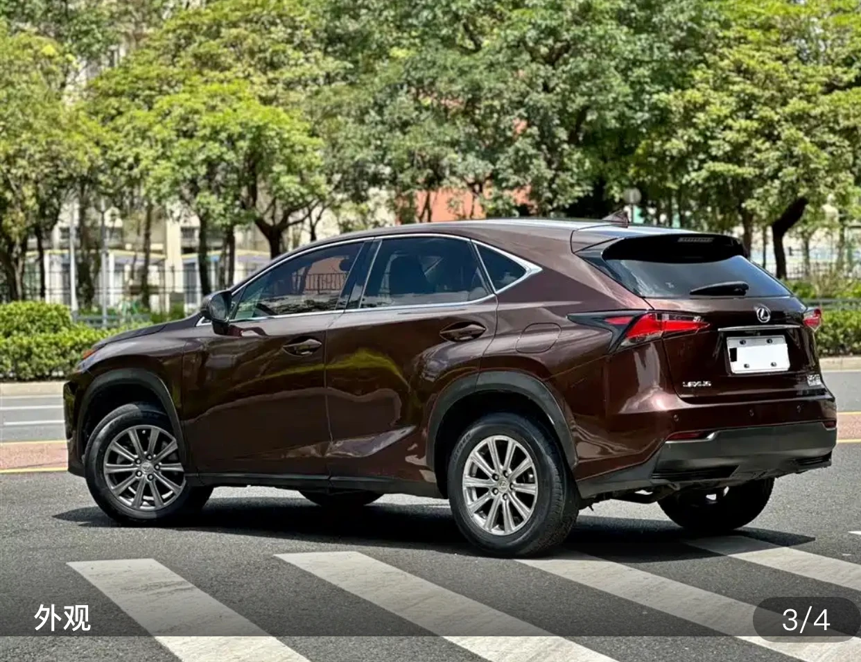 Lexus NX200 FWD (Entry Trim) - exterior
