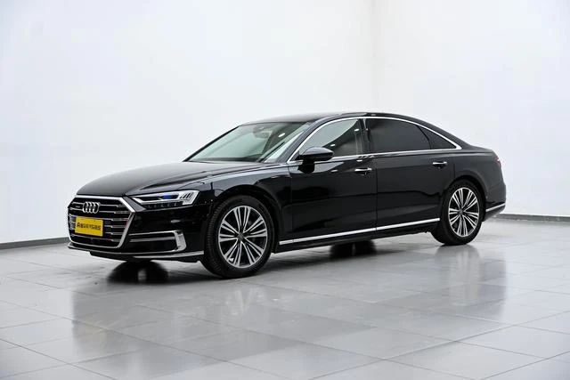 Audi A8L 55 TFSI Premium Trim
