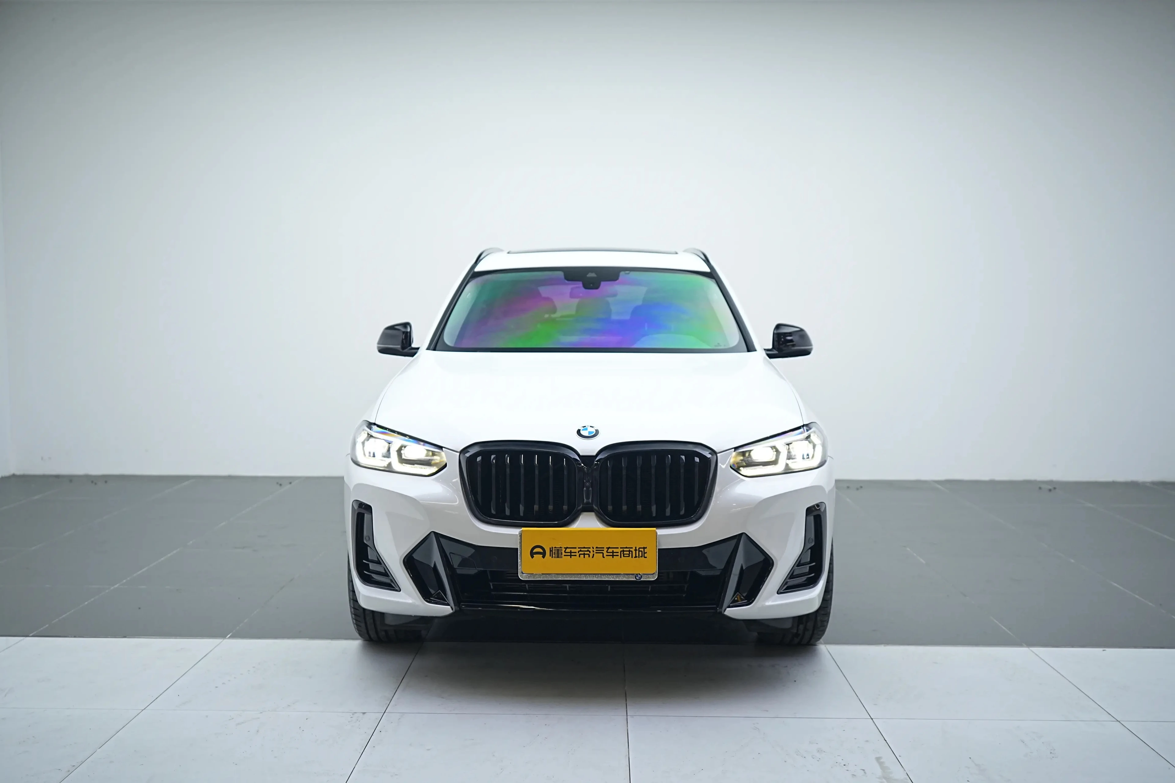 BMW X3 30i Leading - exterior