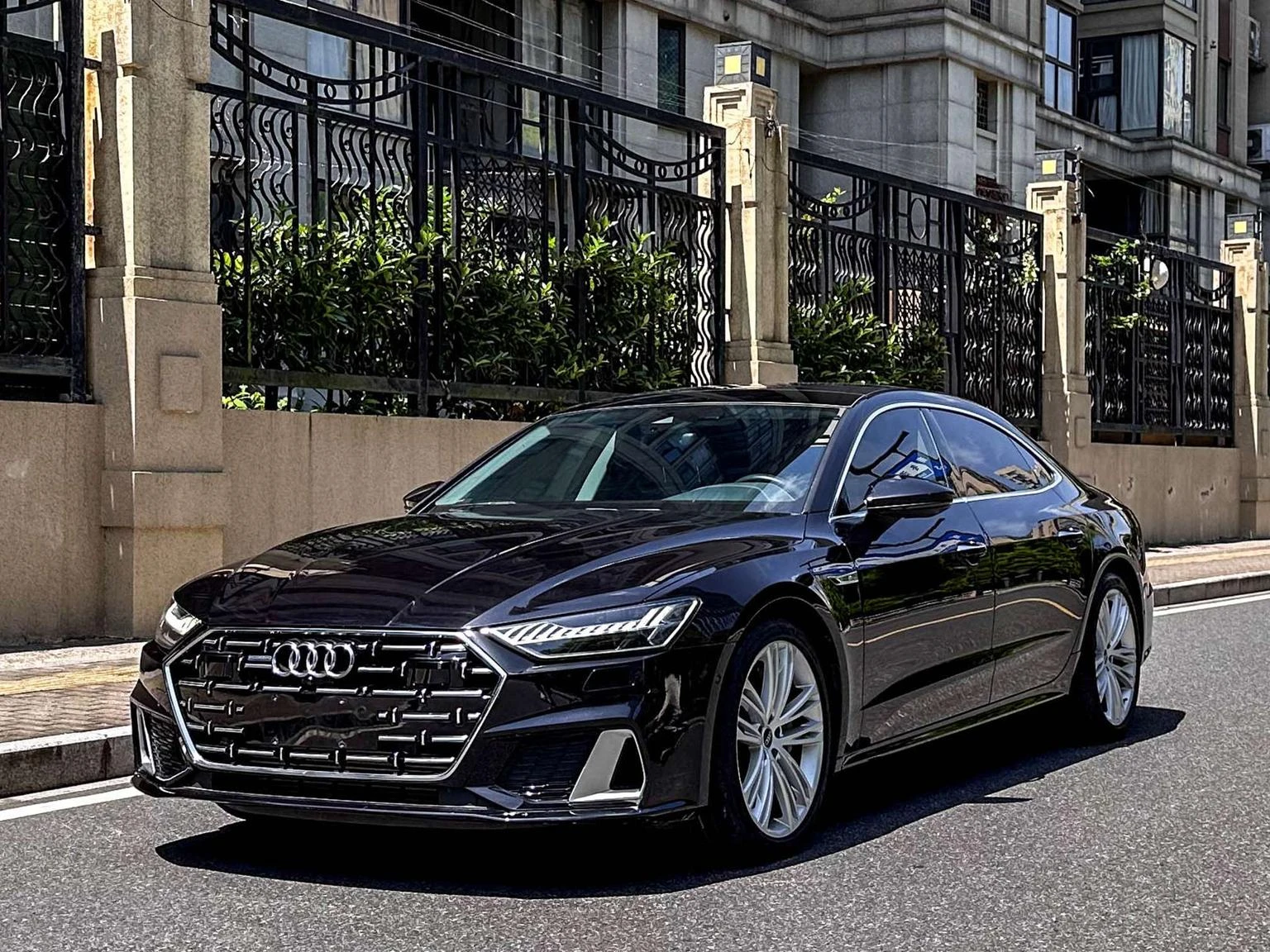 Audi A7L 55 TFSI quattro S-line 