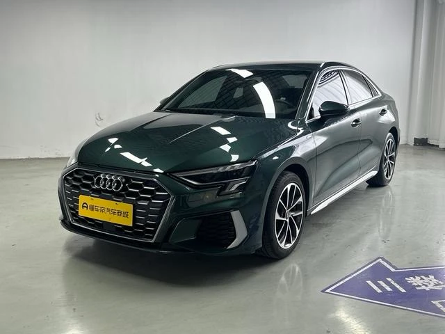 Audi A3L 35 TFSI Progressive Fashion Trim