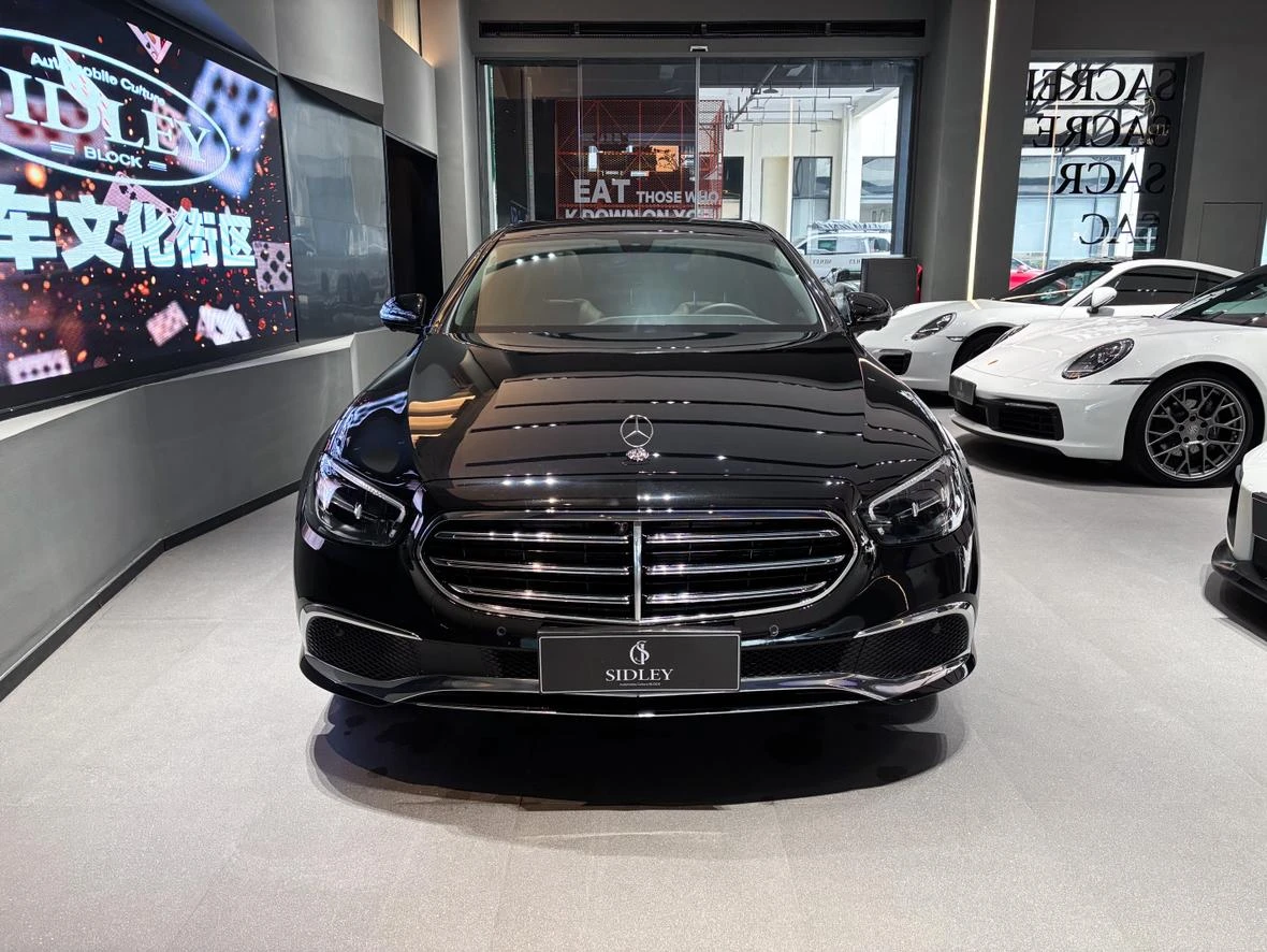 Mercedes-Benz E-Class E300L Luxury - exterior