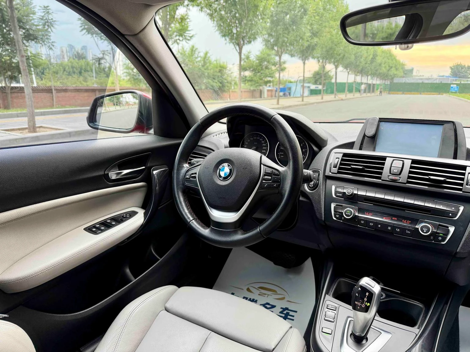 BMW 1 Series  118i Sport - exterior