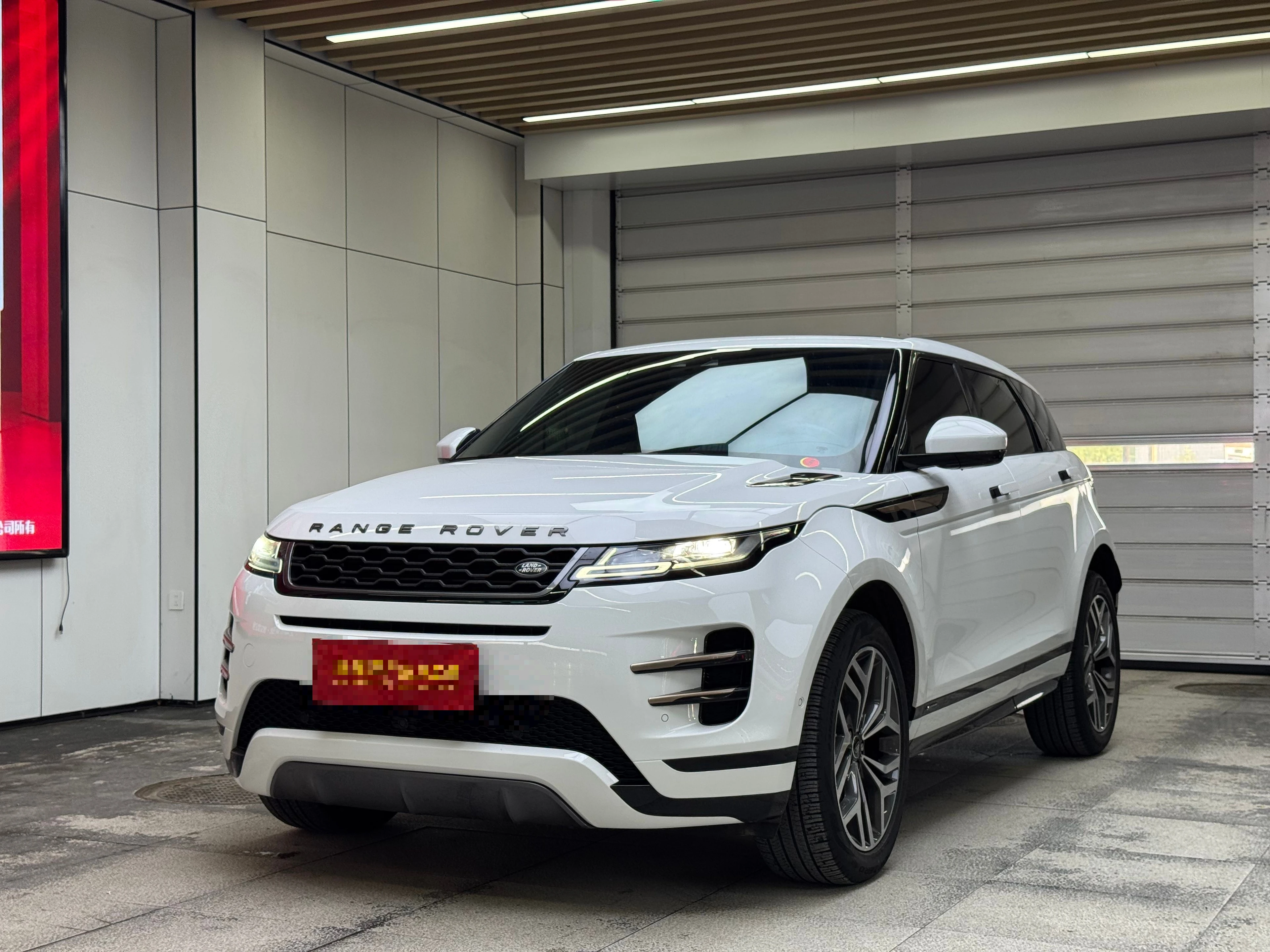 Range Rover Evoque 249PS S R-Dynamic Black - exterior
