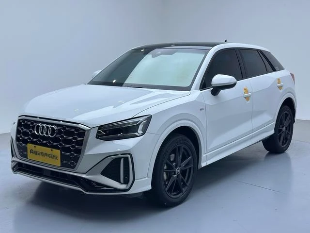 Audi Q2L 35TFSI Progressive Dynamic Trim