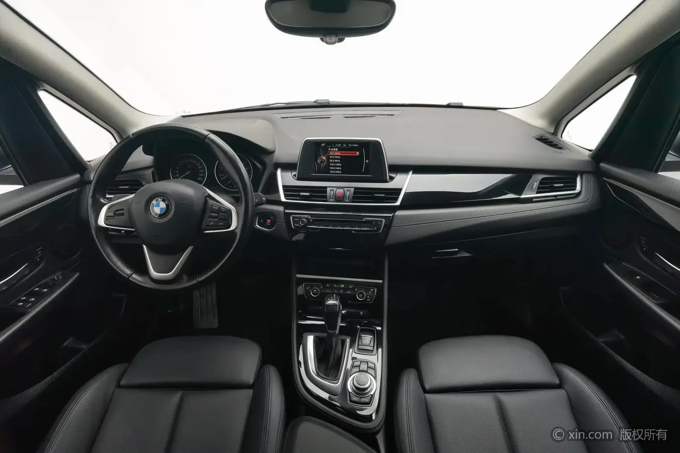 BMW 218i Sport - exterior