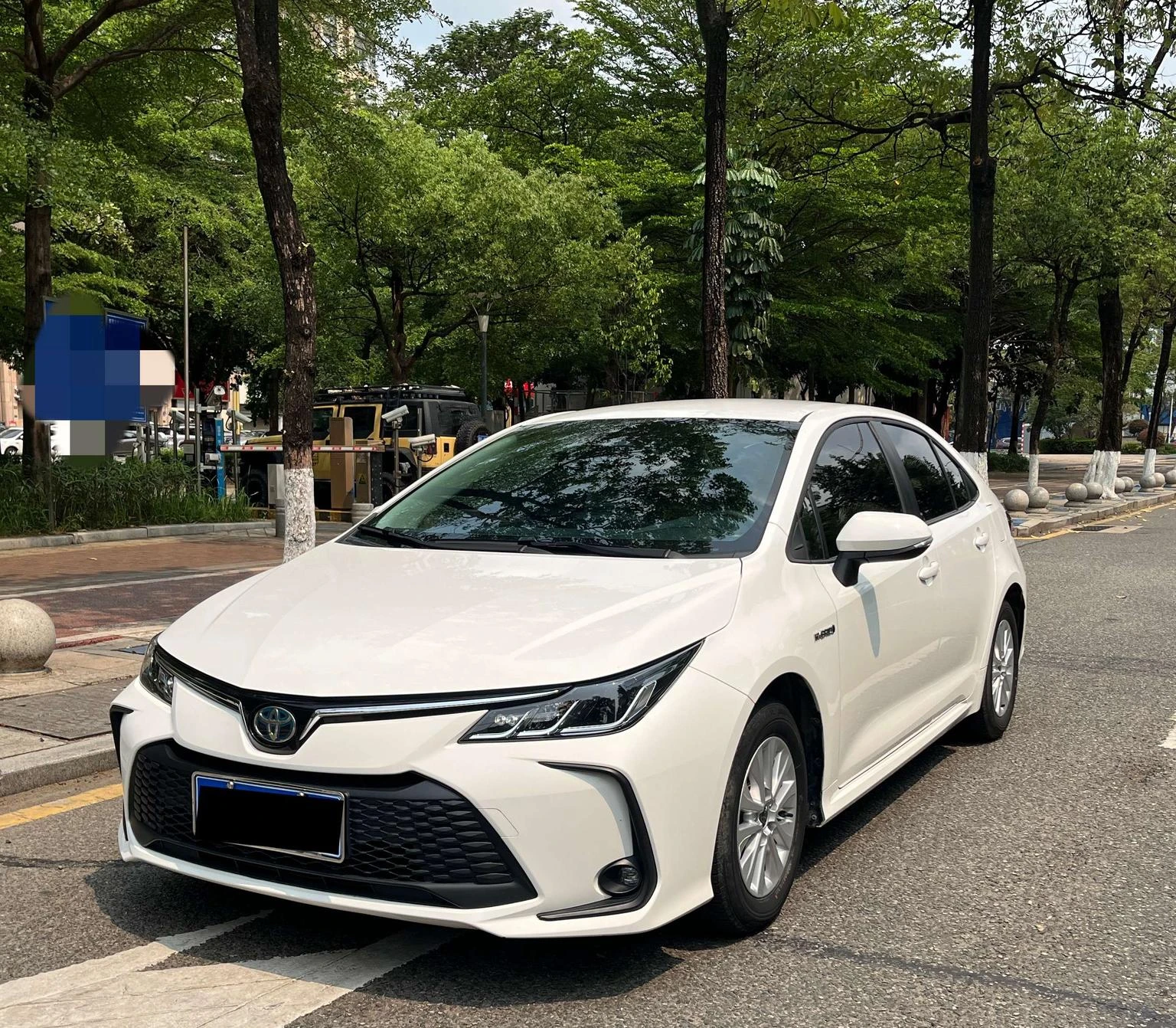 Toyota Corolla Intelligent Electric Hybrid 1.8L E-CVT Pioneer Edition