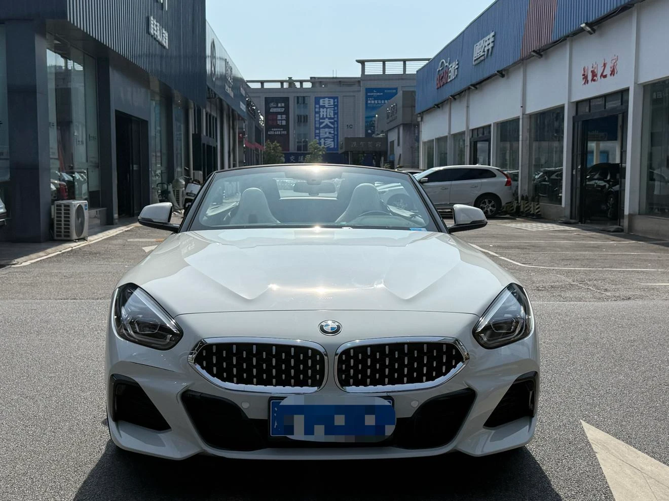 BMW Z4 sDrive 25i M Sport Package - exterior