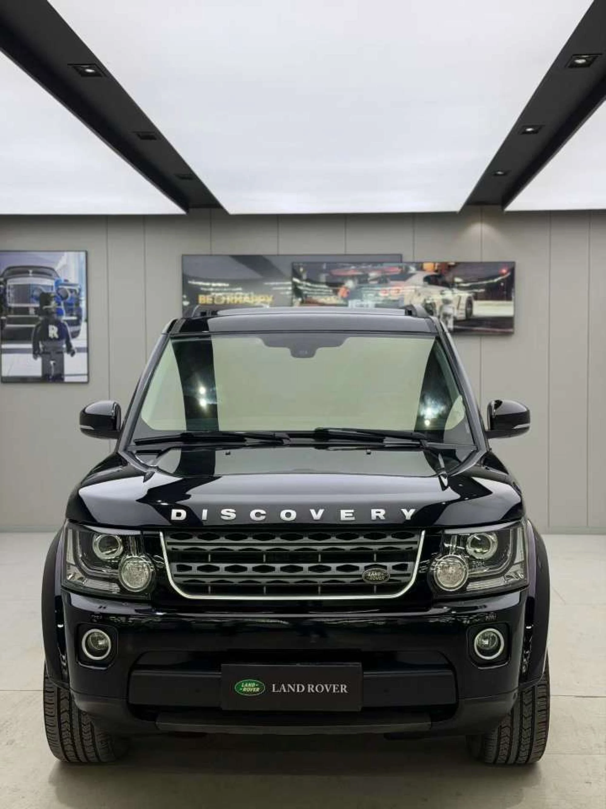 Land Rover Discovery 4 3.0L SC V6 HSE Luxury - exterior