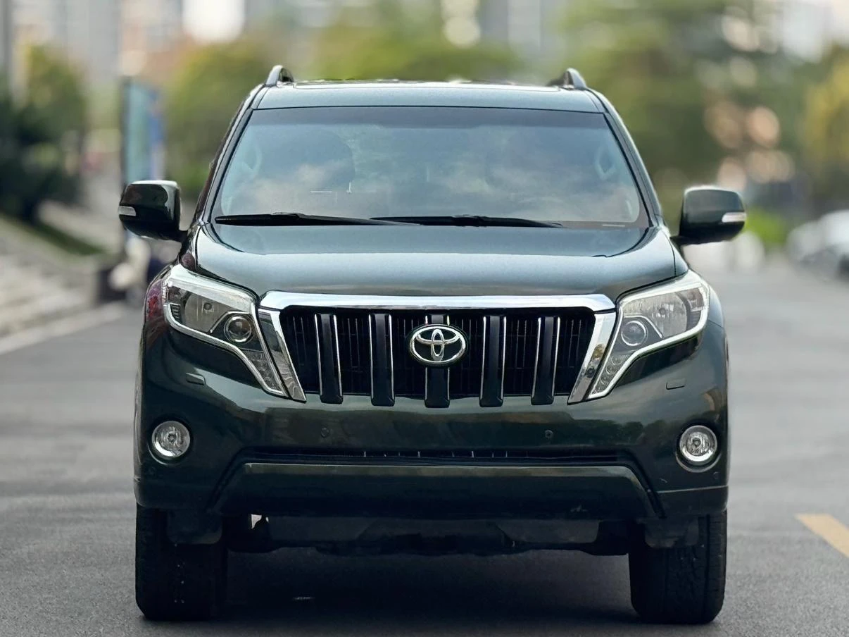 Toyota Prado - exterior